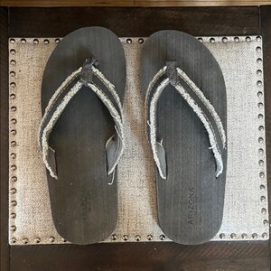 Men’s Arizona Jean Company Brown Flip-Flops